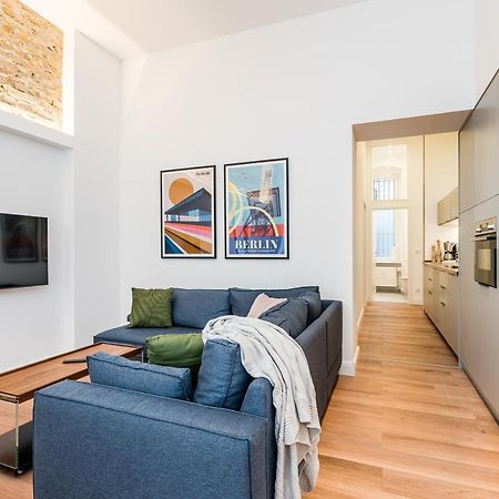 Neues Design-Apartment In Friedrichshain Berlin Bagian luar foto