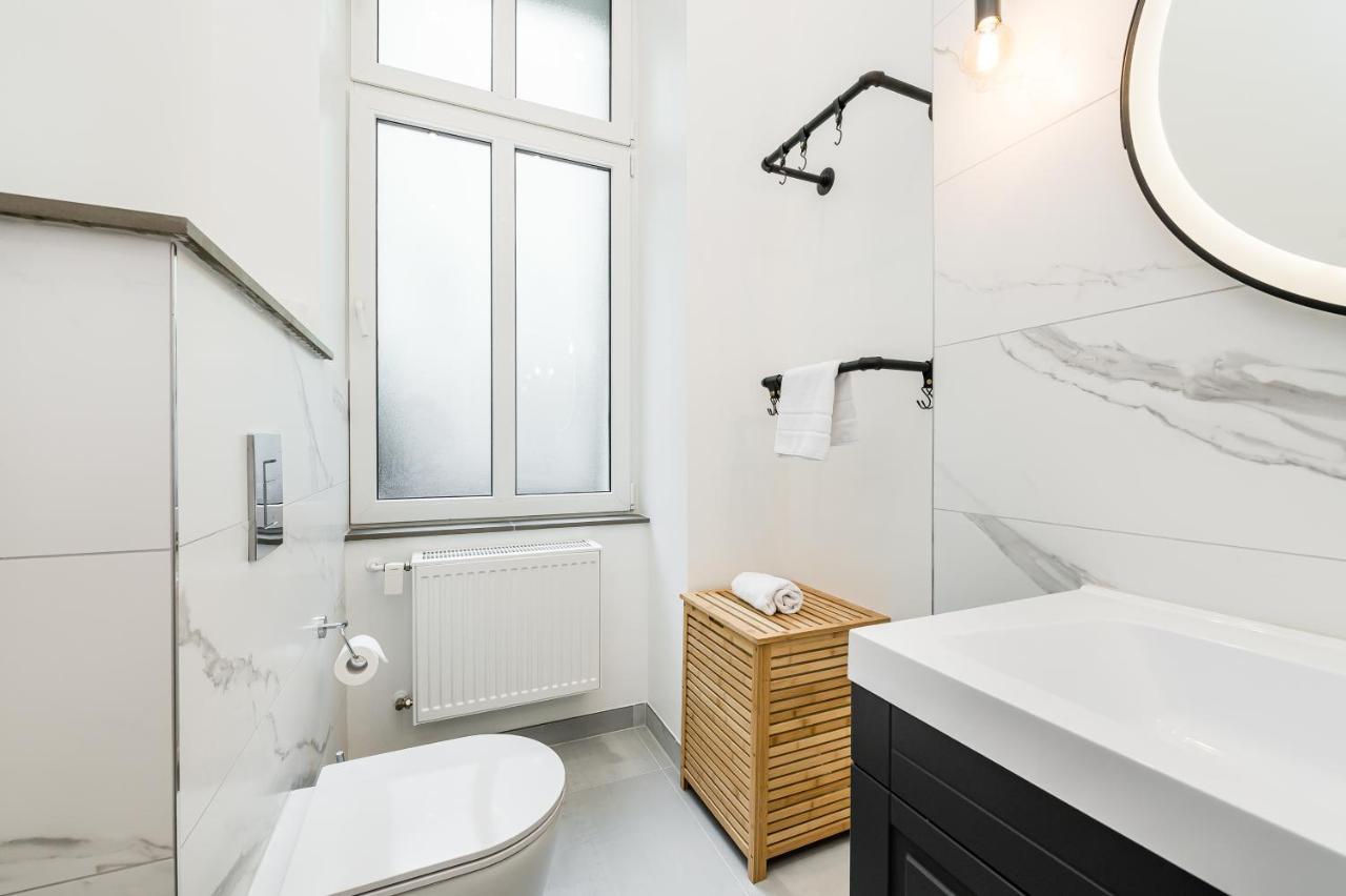 Neues Design-Apartment In Friedrichshain Berlin Bagian luar foto