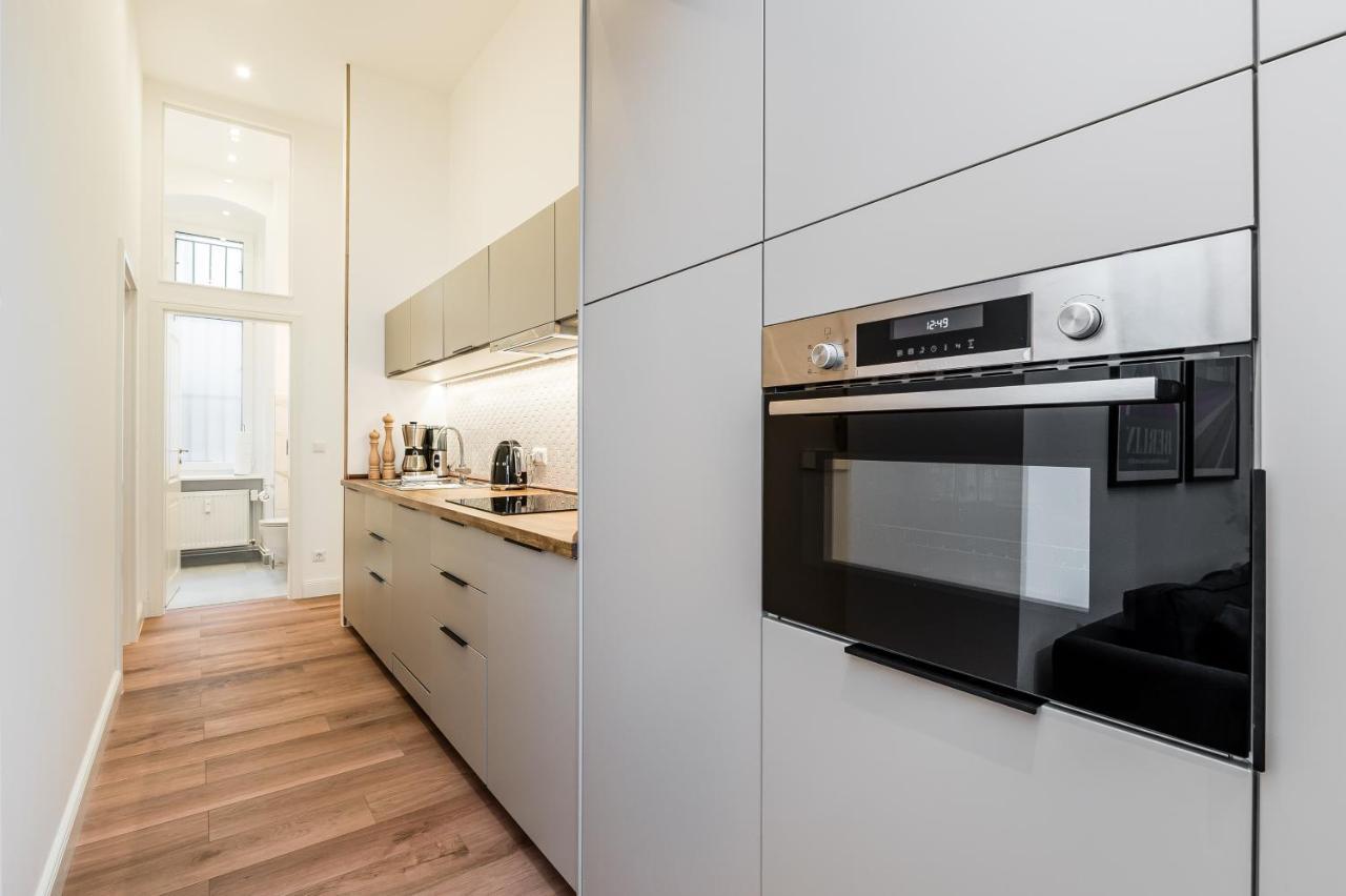 Neues Design-Apartment In Friedrichshain Berlin Bagian luar foto
