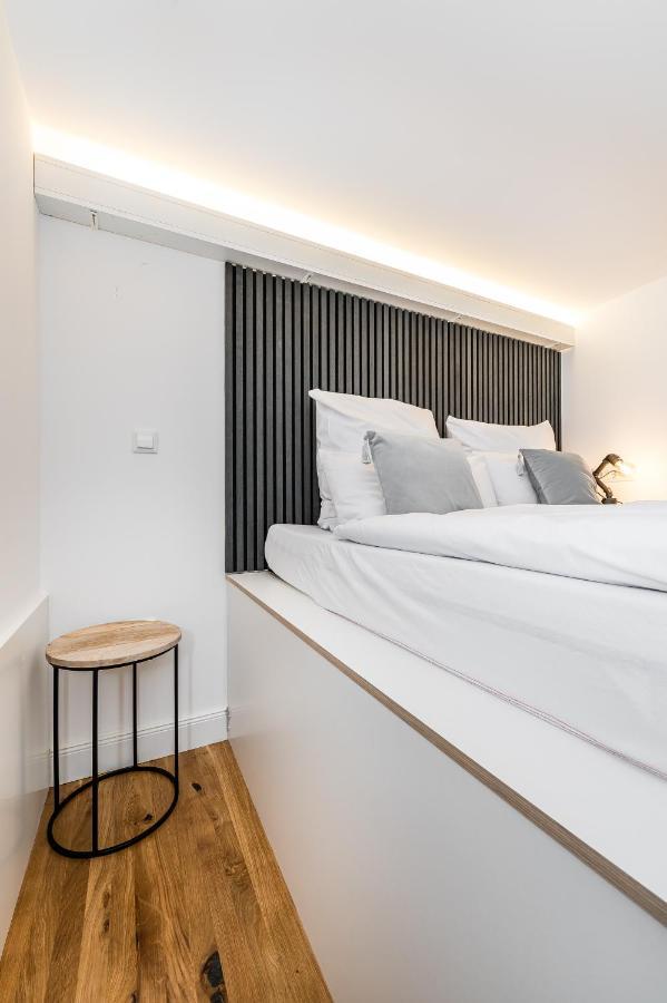 Neues Design-Apartment In Friedrichshain Berlin Bagian luar foto