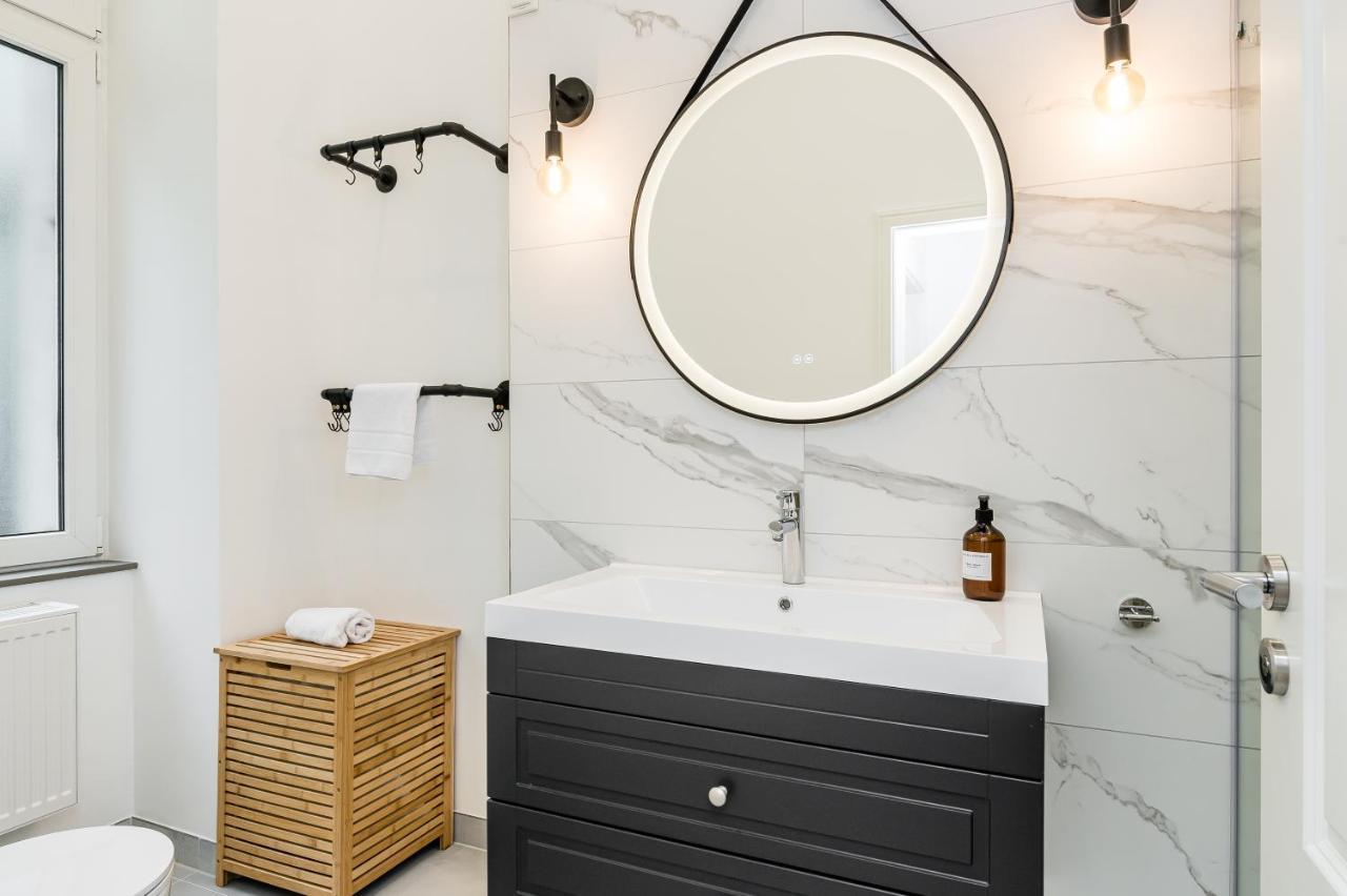 Neues Design-Apartment In Friedrichshain Berlin Bagian luar foto