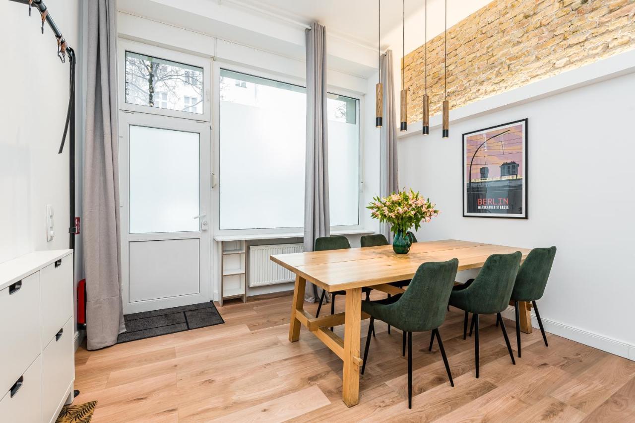 Neues Design-Apartment In Friedrichshain Berlin Bagian luar foto